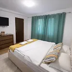 빌라 Londof With Panoramic View 브라쇼브