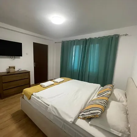 Londof With Panoramic View * ブラショフ