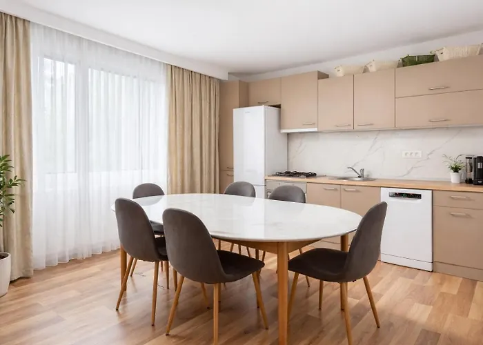 Villa Londof With Panoramic View Braşov